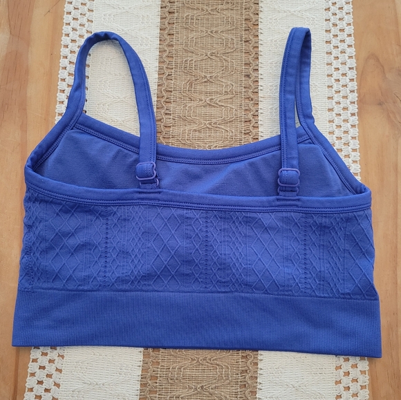 Maurcies True Stretch Seamless Cable Knit Bralette - Picture 4 of 4